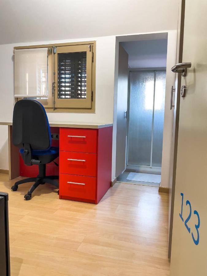 Apartmán Leevin Student Barcelona Exteriér fotografie